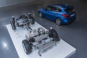 Powertrain ibrido plug-in Bmw 225xe