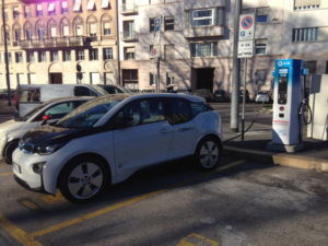 Bmw-i3-milano-colonnine