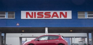 Parte la produzione della nuova Nissan Leaf in Europa