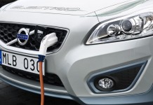 Il prezzo ufficiale della Volvo V60 D6 plug-in hybrid