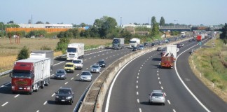 La Regione Piemonte cancella l’esenzione permanente del bollo per le auto elettriche Bollo auto regione piemonte