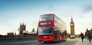 Anche l’autobus a due piani di Londra diventa elettrico autobus-elettrico-londra