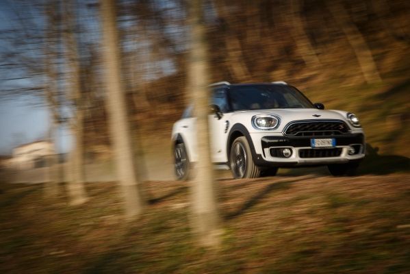 nuova-mini-countryman-plugin