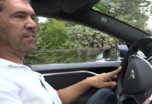 Sulla Tesla Model S di Christian, il tassista elettrico
