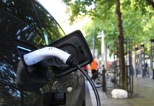 Incentivi auto elettriche in Lombardia fino a 8.000 euro. Richieste dal 15 ottobre Incentivi Lombardia